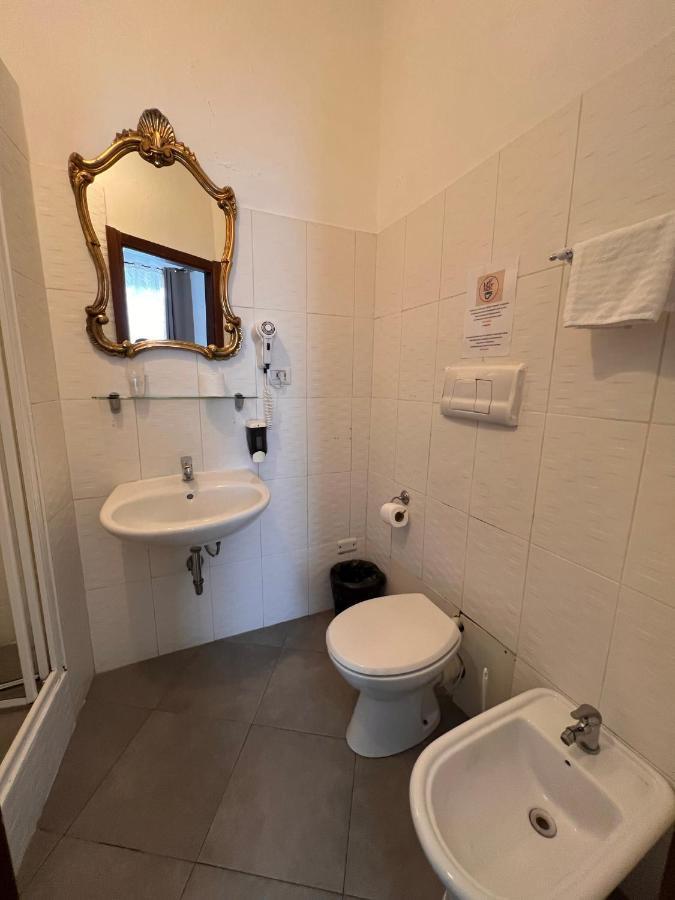 Booking Inn Settembre 95 Rom Exterior foto
