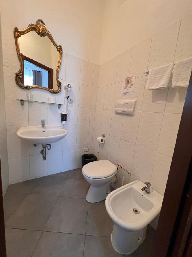 Booking Inn Settembre 95 Rom Exterior foto