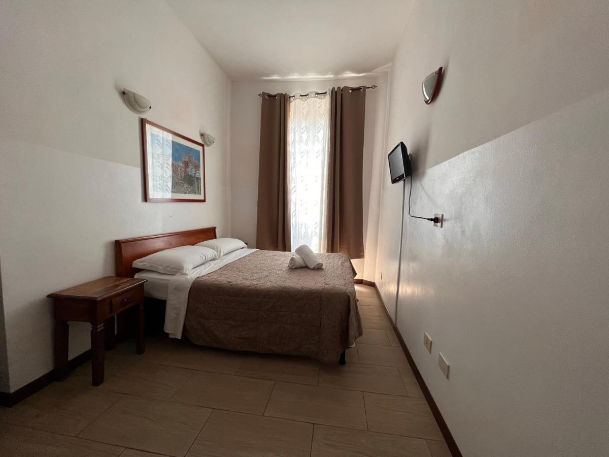 Booking Inn Settembre 95 Rom Exterior foto