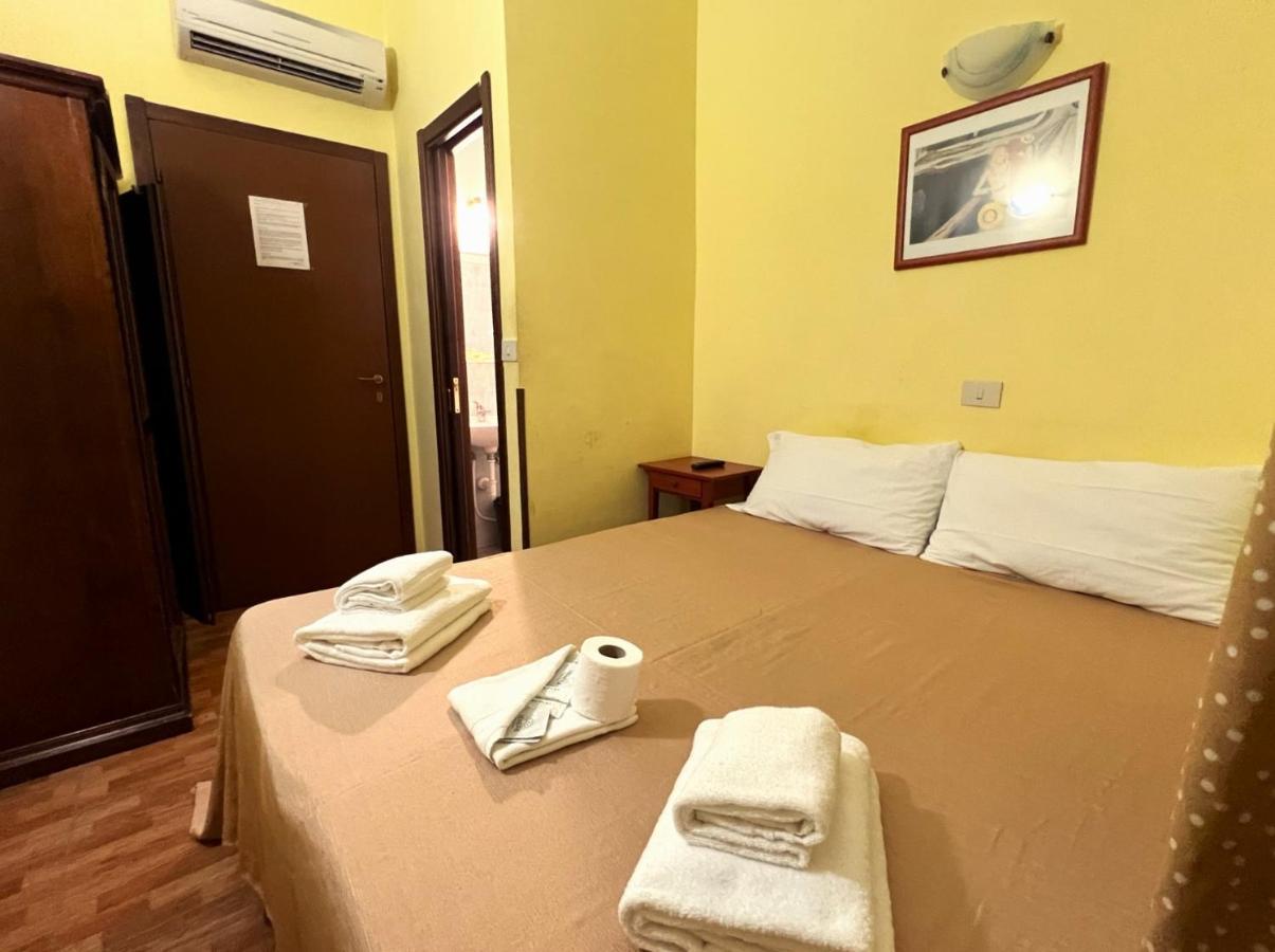 Booking Inn Settembre 95 Rom Exterior foto