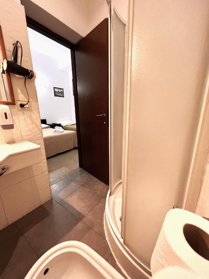 Booking Inn Settembre 95 Rom Exterior foto