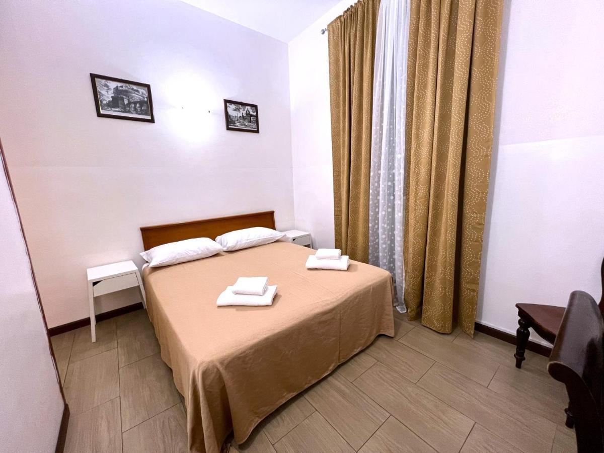 Booking Inn Settembre 95 Rom Exterior foto