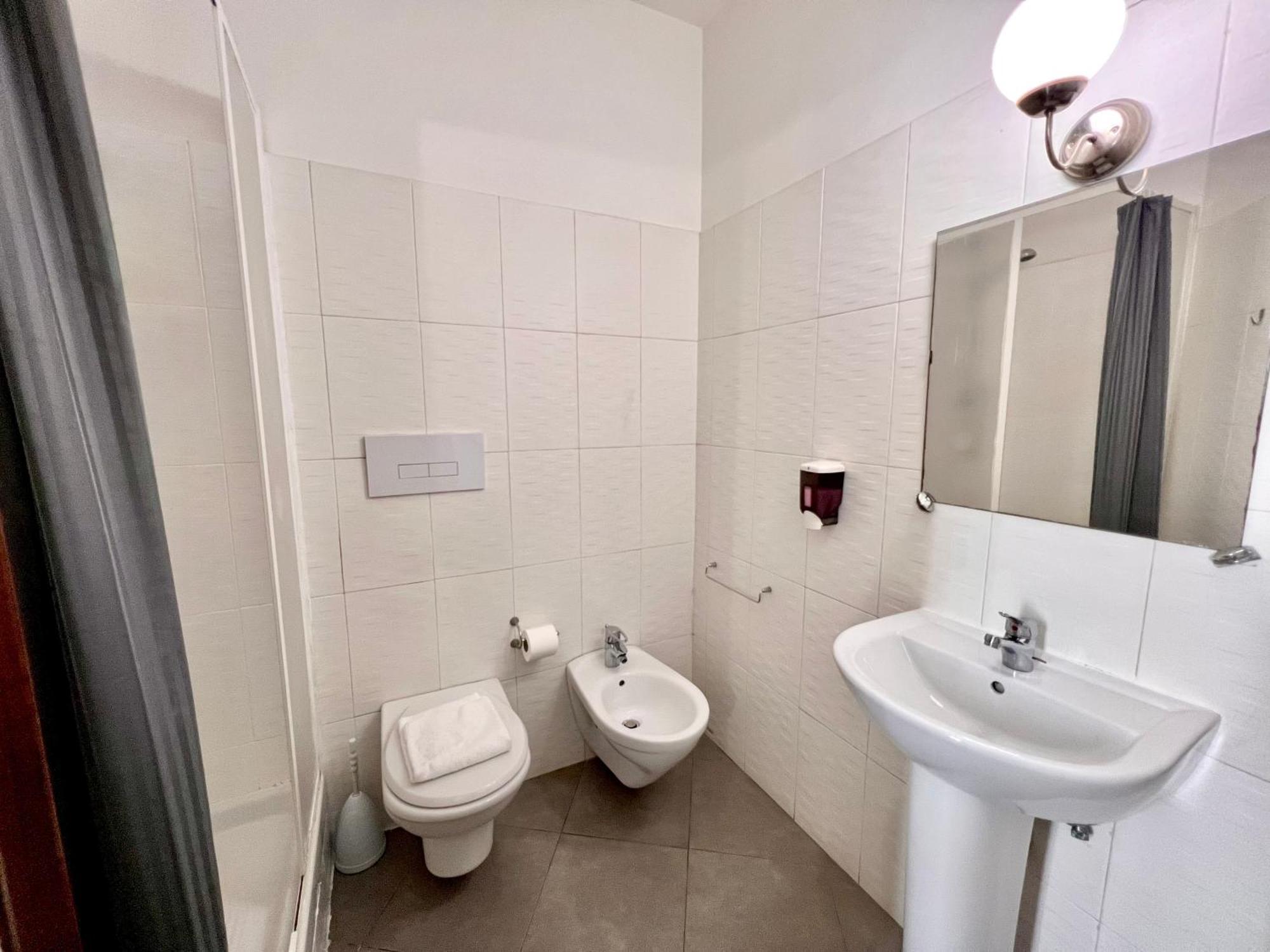 Booking Inn Settembre 95 Rom Exterior foto