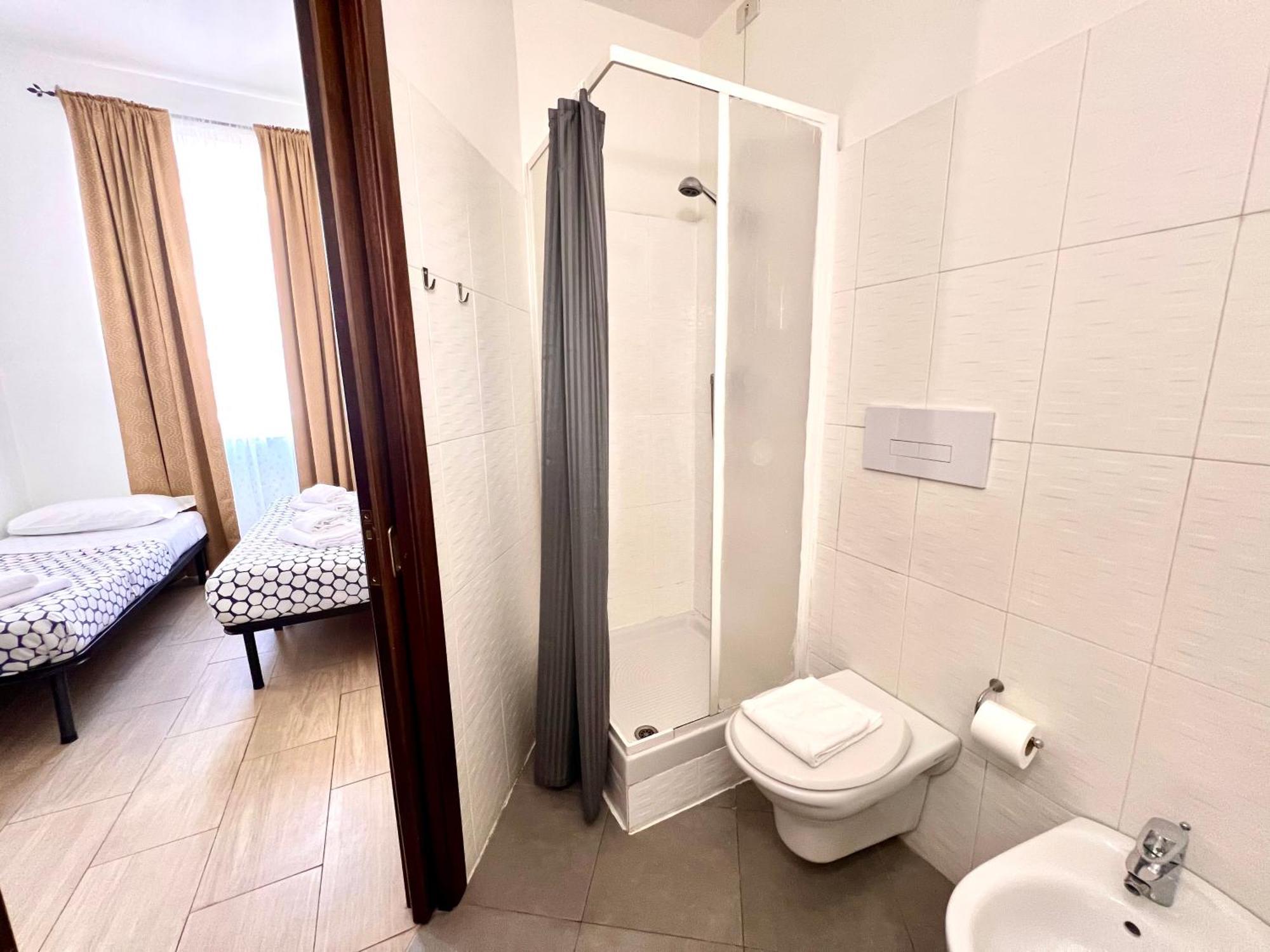 Booking Inn Settembre 95 Rom Exterior foto